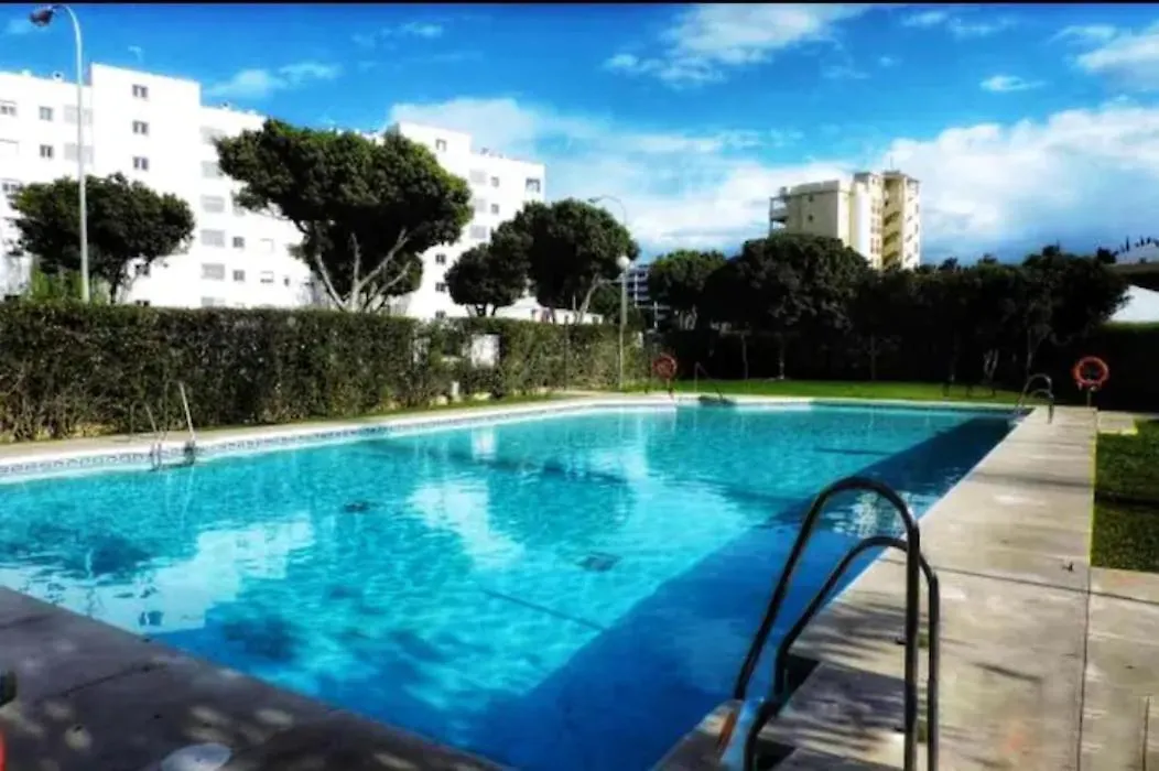 Cozy 2 Bedroom Apartment. Parking Included. Fuengirola Spain