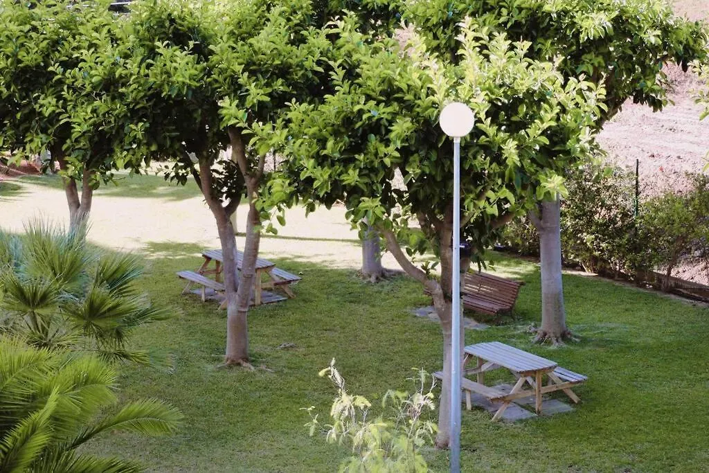 Cozy 2 Bedroom Apartment. Parking Included. Fuengirola